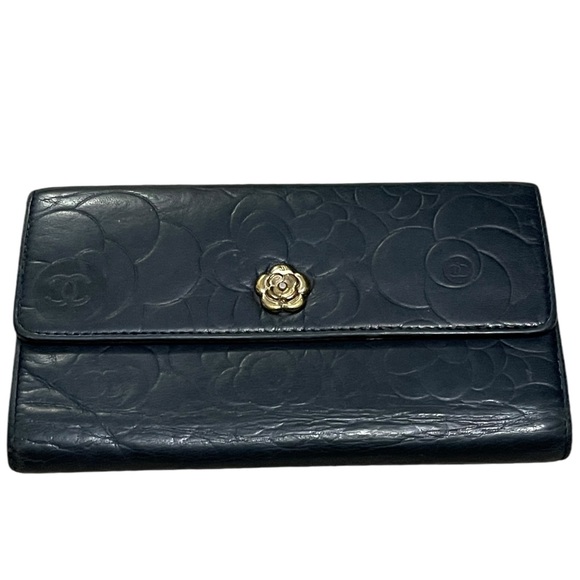 CHANEL Camellia Cocomark Trifold Long Wallet Leather Black - Picture 1 of 8